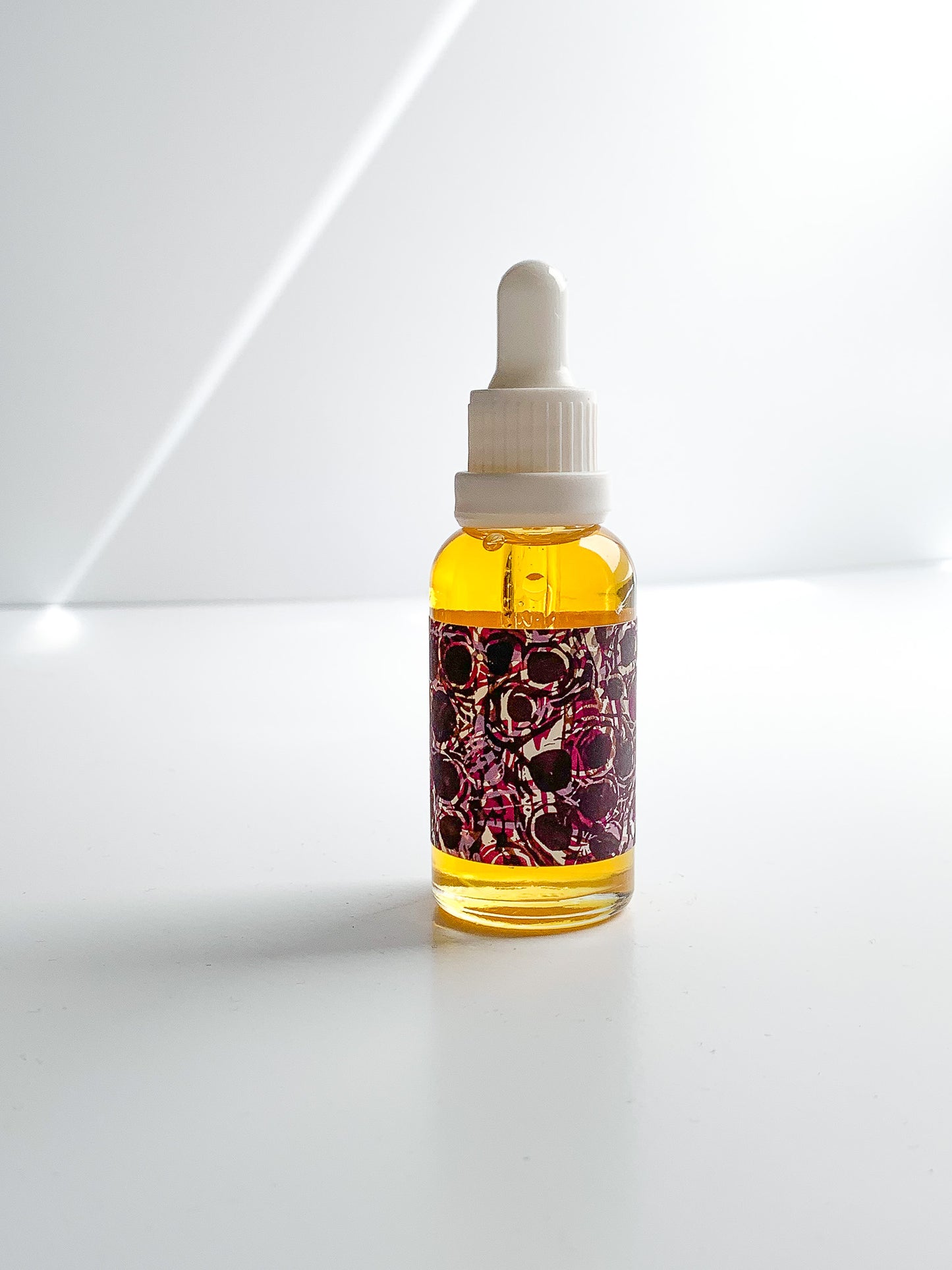 PLUM SEED moisture binding face oil with plum seed & passionfruit oil
