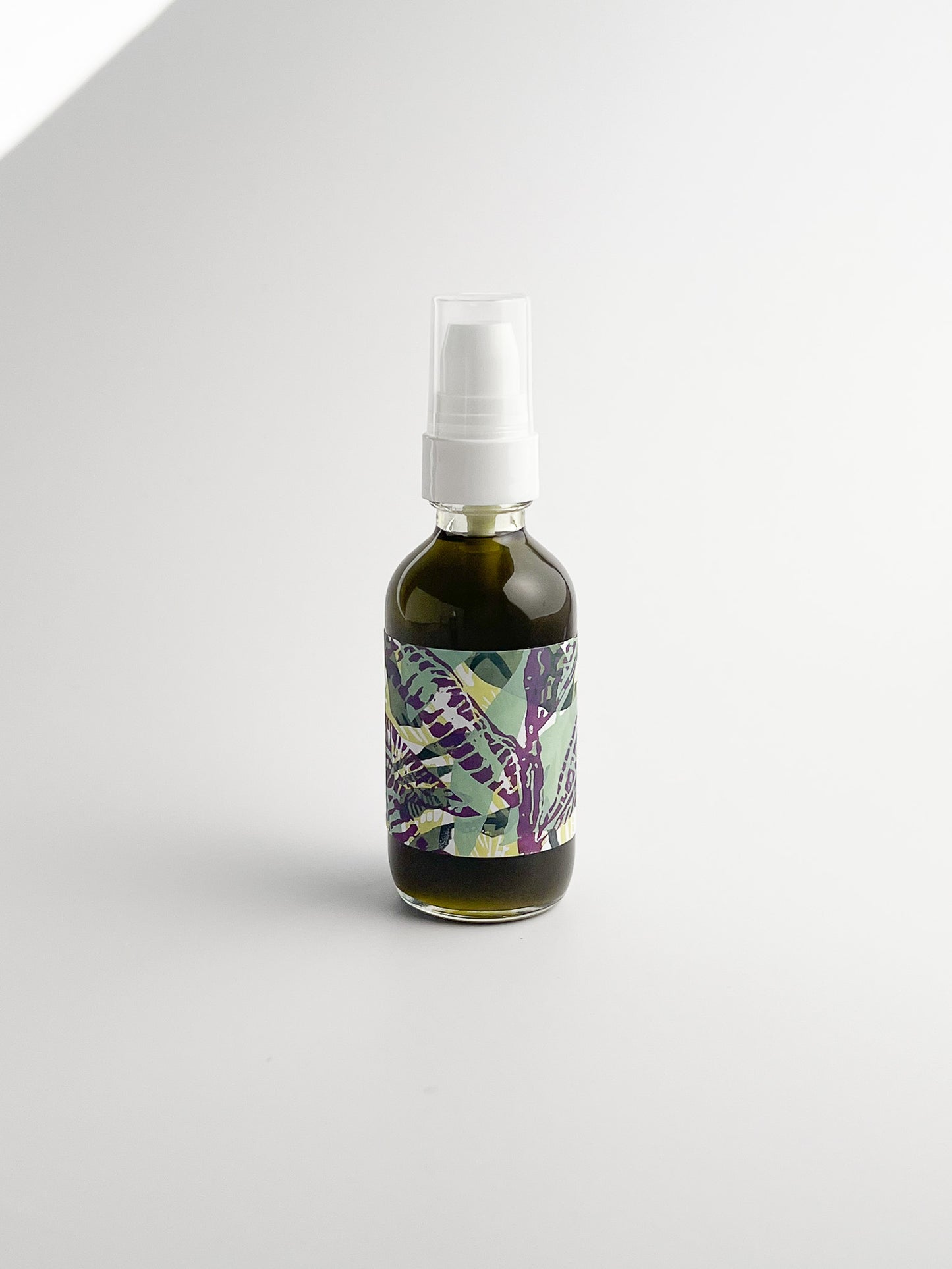 KABUKI OIL green tea oil cleanser with purifying botanical infusion