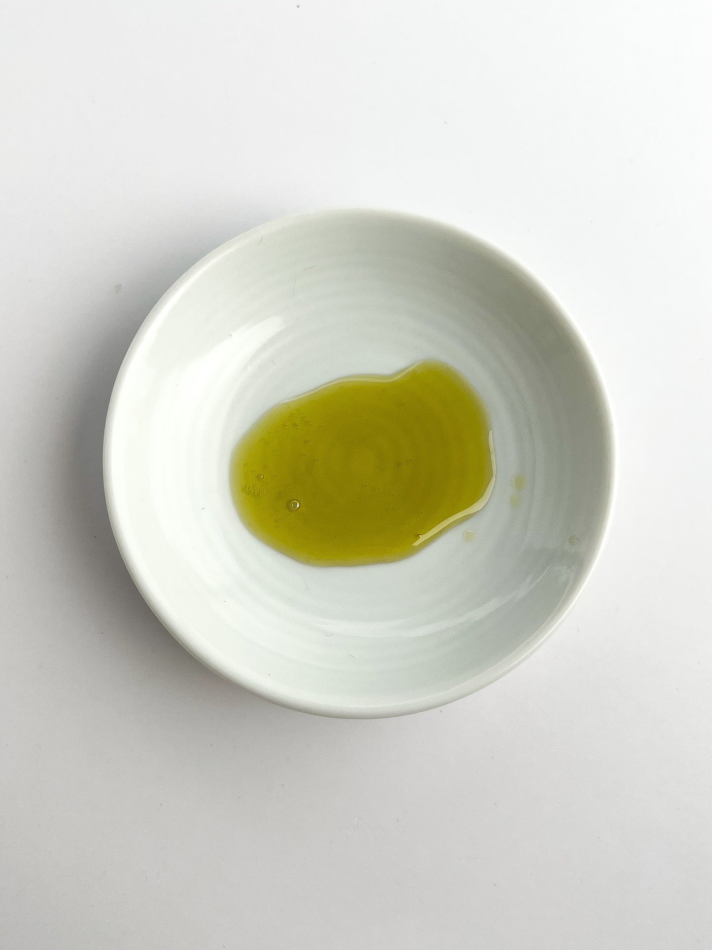 KABUKI OIL green tea oil cleanser with purifying botanical infusion