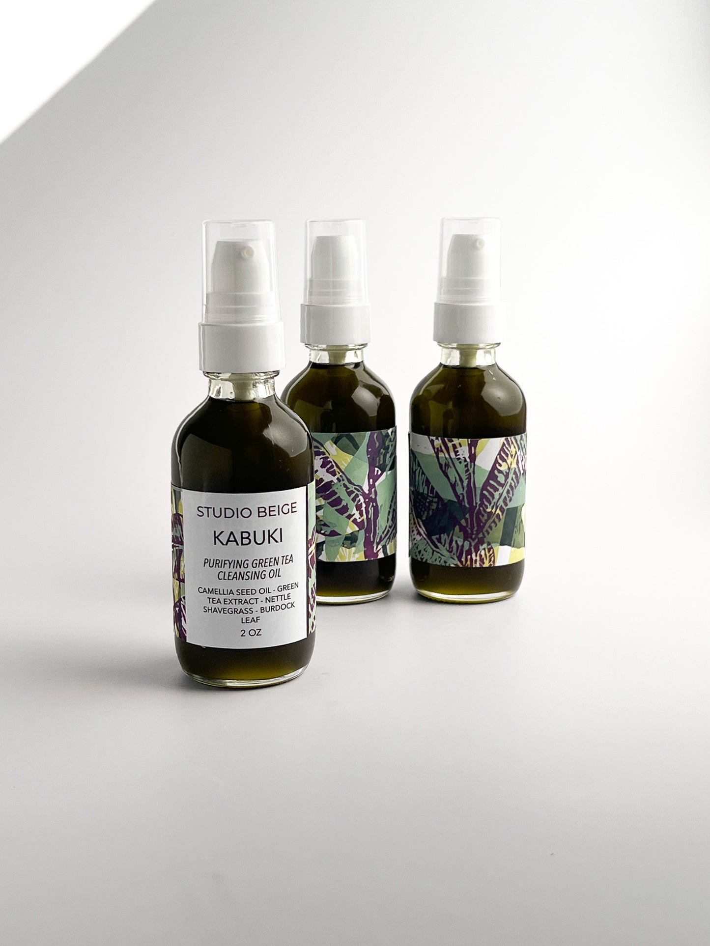 KABUKI OIL green tea oil cleanser with purifying botanical infusion