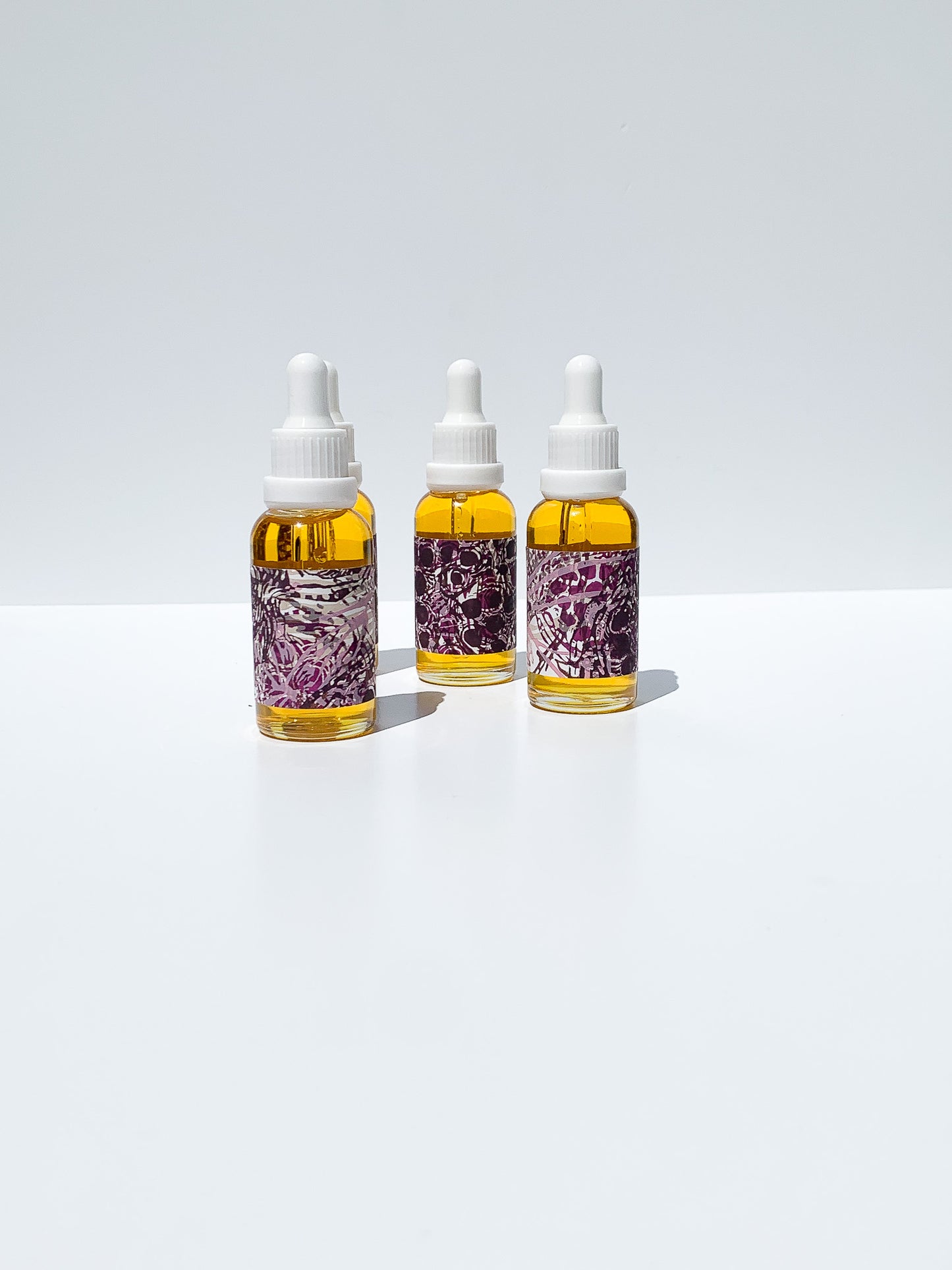 PLUM SEED moisture binding face oil with plum seed & passionfruit oil